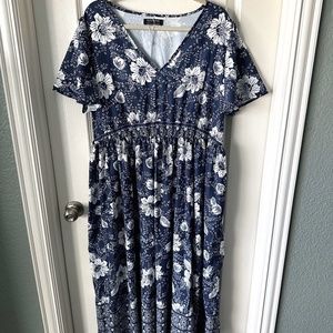 Bloomchic Midi Dress Boho Floral Navy Blue 18 20 Empire waist